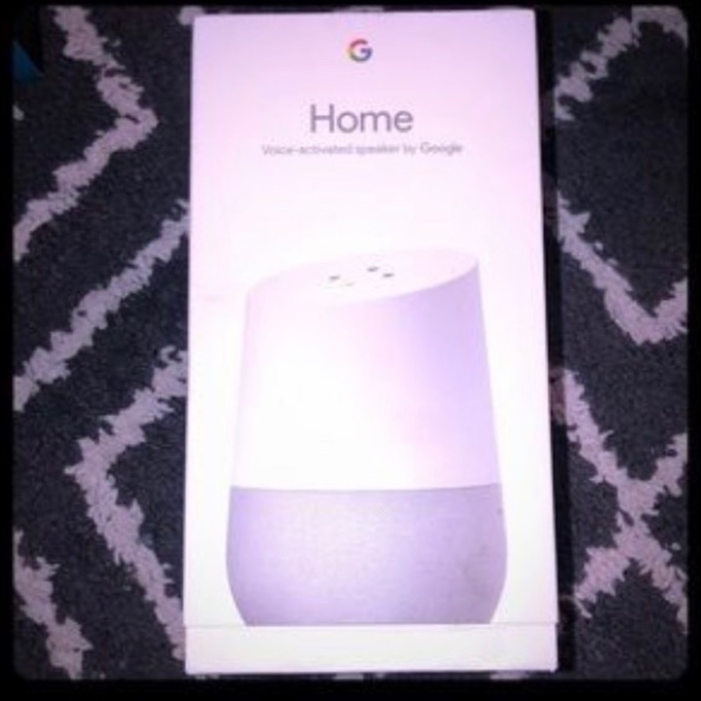 Google Home < This is BRAND NEW >